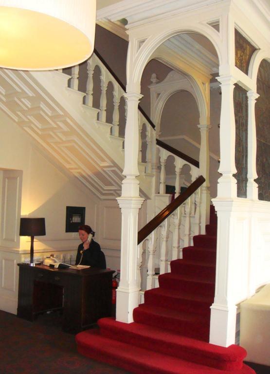 Grand Hotel Fermoy Buitenkant foto